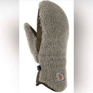 NIP Carhartt women’s Sherpa mittens. Sz medium. Never opened. Dessert Sand.
